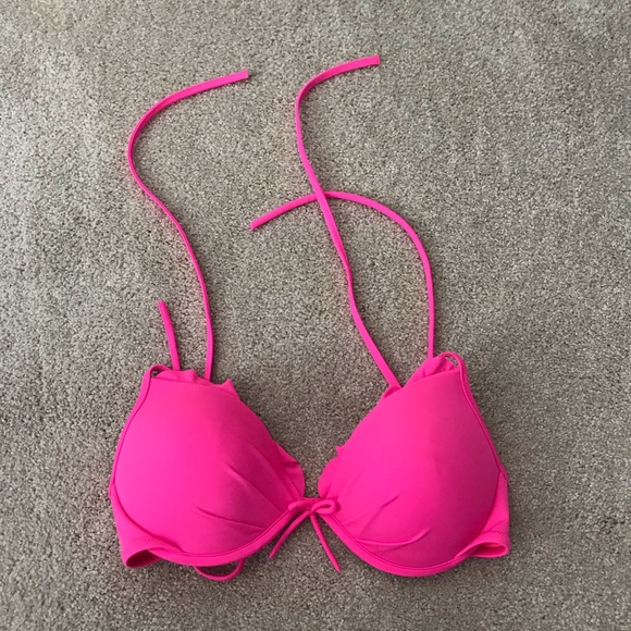 Victoria’s Secret Bikini Top - Picture 1 of 3